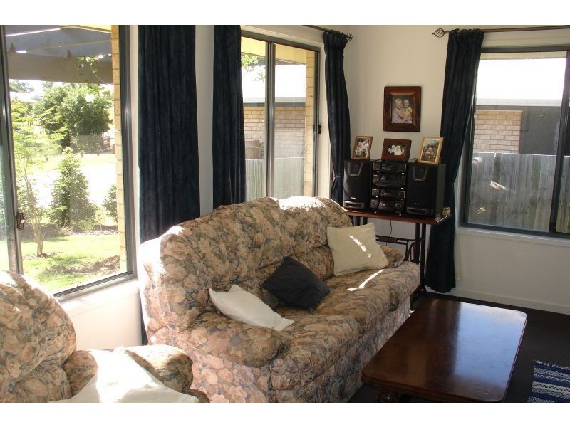 45 Petigrain Ave, Palmwoods QLD 4555