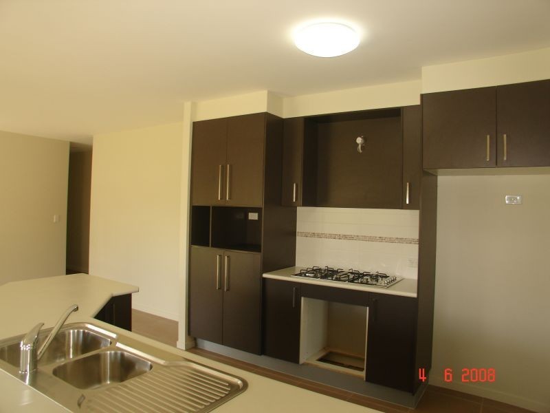 6 Silver Rock Crt, Glass House Mountains QLD 4518