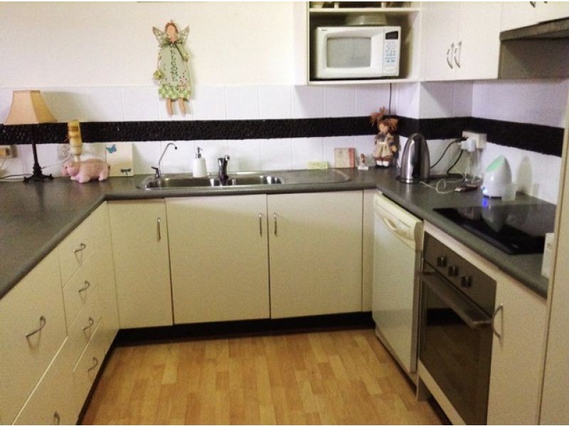 2/15 Woomba Pl, Mooloolaba QLD 4557