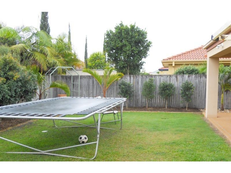 137 Glenfields Bvd, Mountain Creek QLD 4557