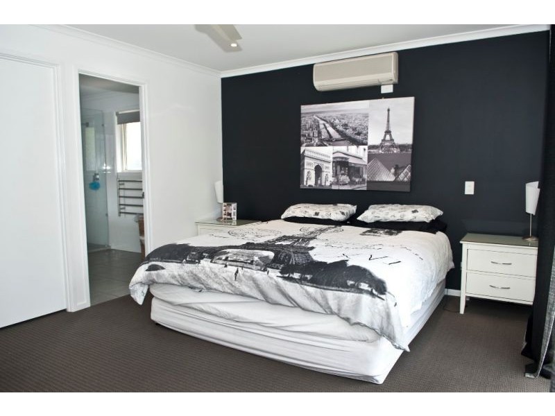 25 Oakgrove Way, Sippy Downs QLD 4556