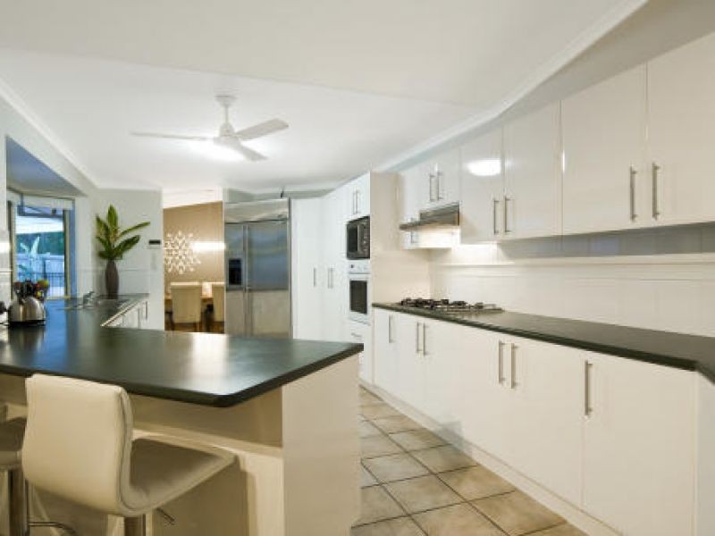 10 Mannikin Rd, Tanawha QLD 4556