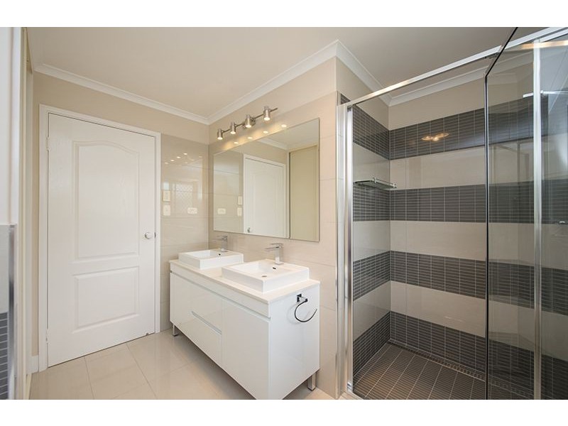 7 Delaney Court, Tannum Sands QLD 4680