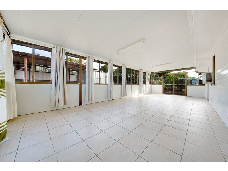 1 Gray Street, Gladstone QLD 4680
