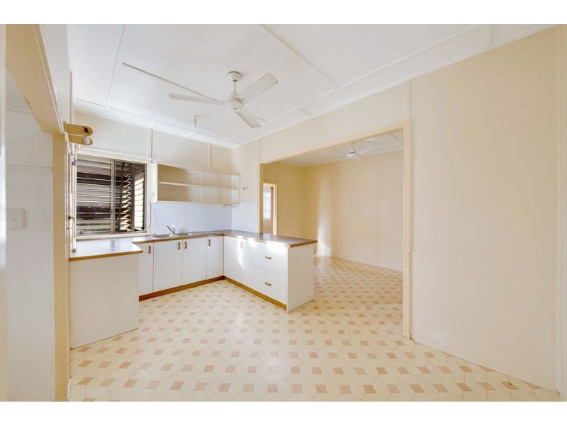 1 Gray Street, Gladstone QLD 4680