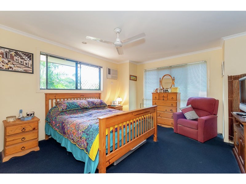 4 Georgia Court, New Auckland QLD 4680