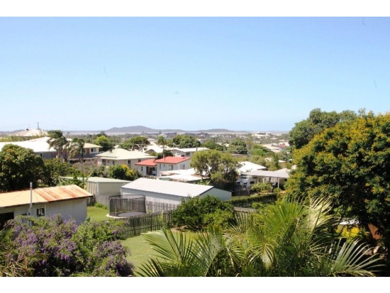 236 Oaka Street, South Gladstone QLD 4680