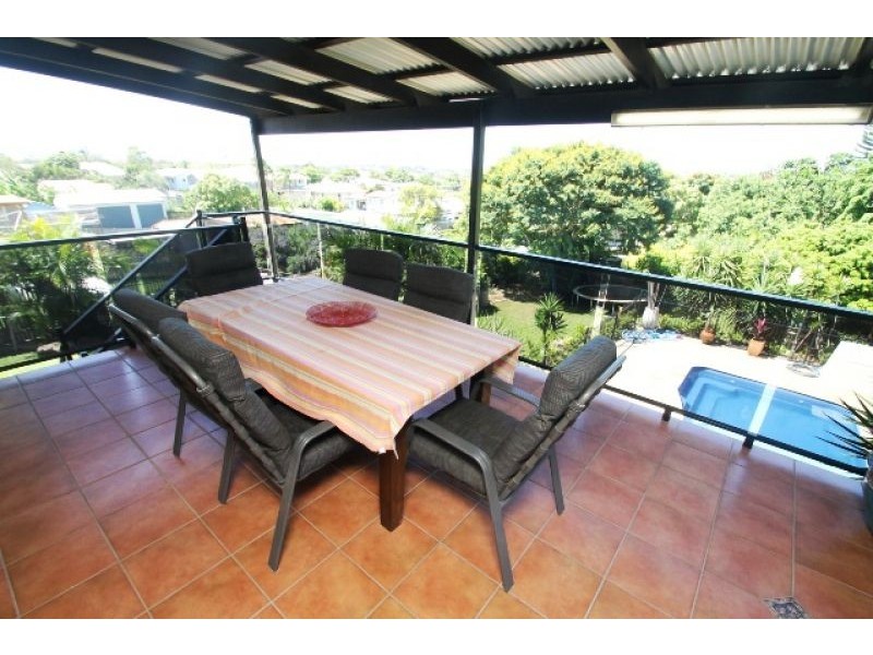 236 Oaka Street, South Gladstone QLD 4680
