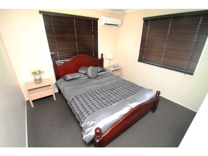 236 Oaka Street, South Gladstone QLD 4680