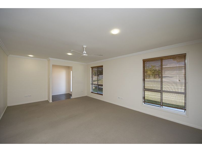 4b Golf View Drive, Boyne Island QLD 4680