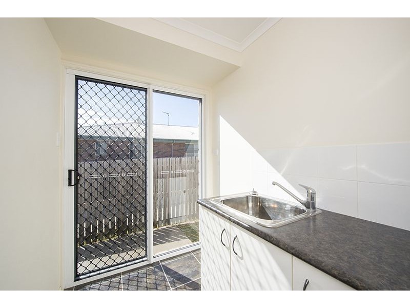 4b Golf View Drive, Boyne Island QLD 4680