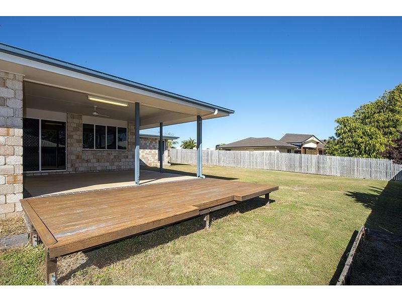 4b Golf View Drive, Boyne Island QLD 4680