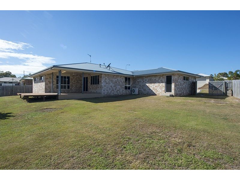 4b Golf View Drive, Boyne Island QLD 4680