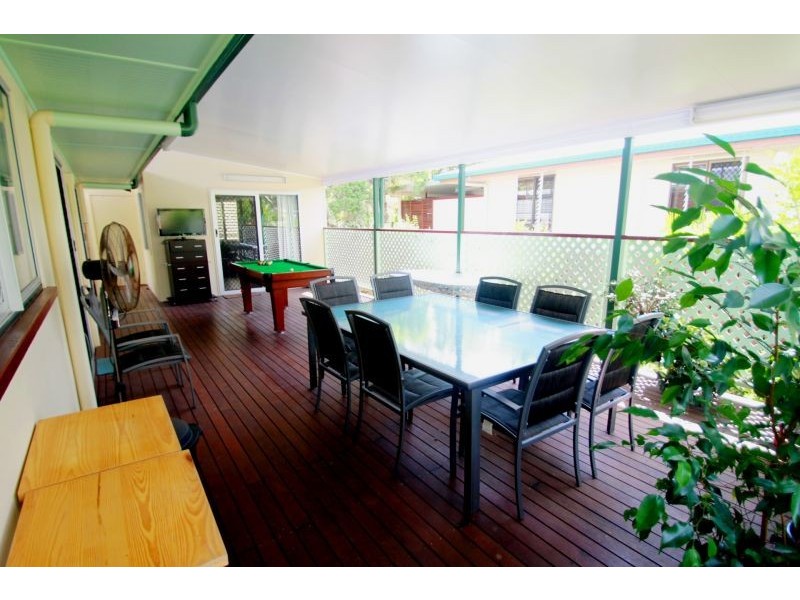 8 Herbertson Street, West Gladstone QLD 4680