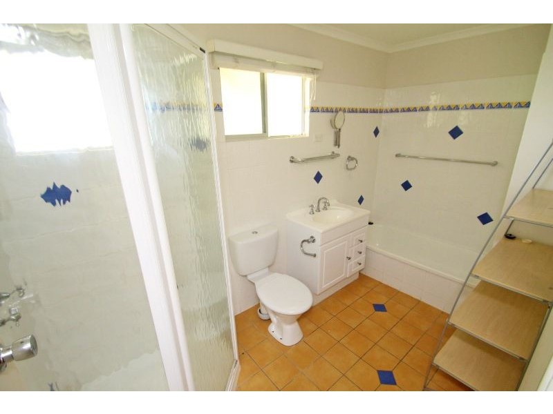 15 Campbell Street, Clinton QLD 4680