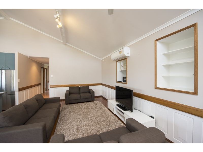 3 Daydream Drive, Clinton QLD 4680