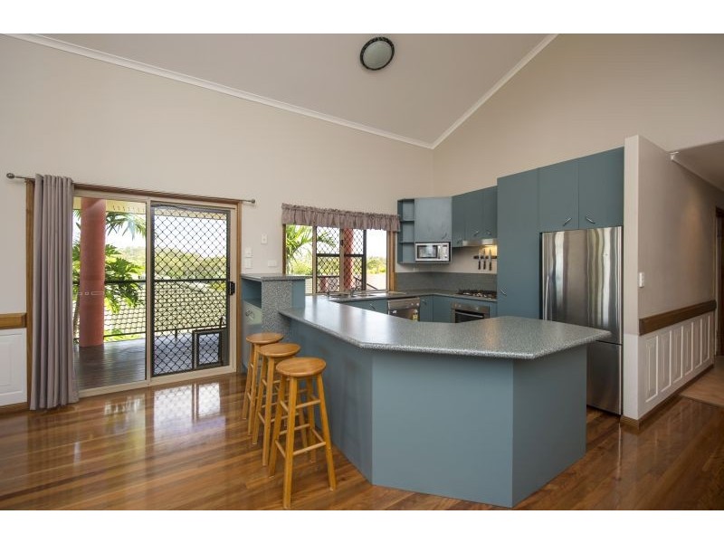 3 Daydream Drive, Clinton QLD 4680