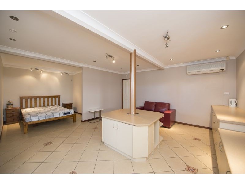 3 Daydream Drive, Clinton QLD 4680