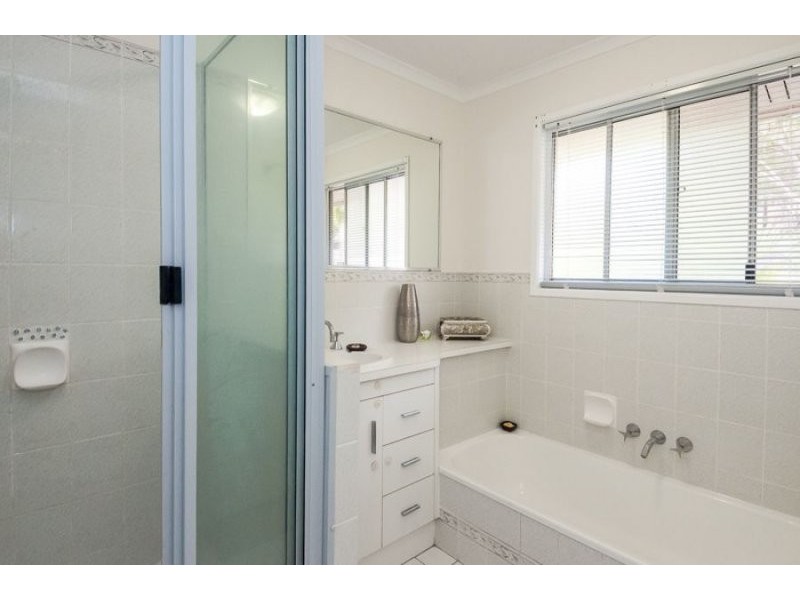 12 Tasman Court, Boyne Island QLD 4680