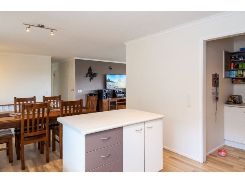 12 Tasman Court, Boyne Island QLD 4680