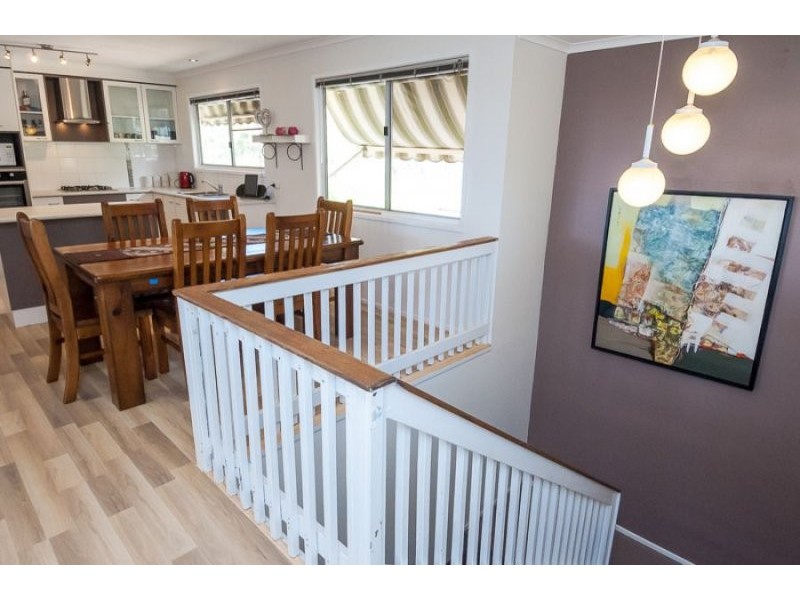 12 Tasman Court, Boyne Island QLD 4680