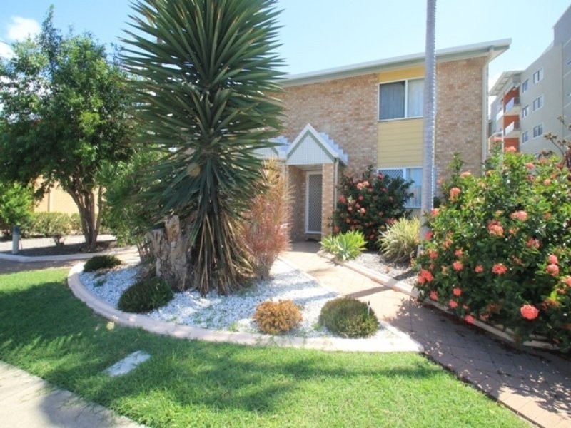 2/3 Central Lane, Gladstone QLD 4680