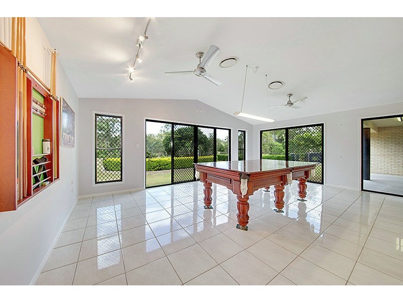 9 Carthurbie Court, New Auckland QLD 4680