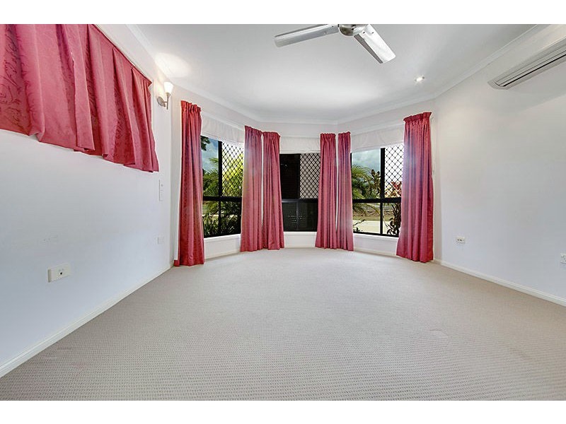 9 Carthurbie Court, New Auckland QLD 4680