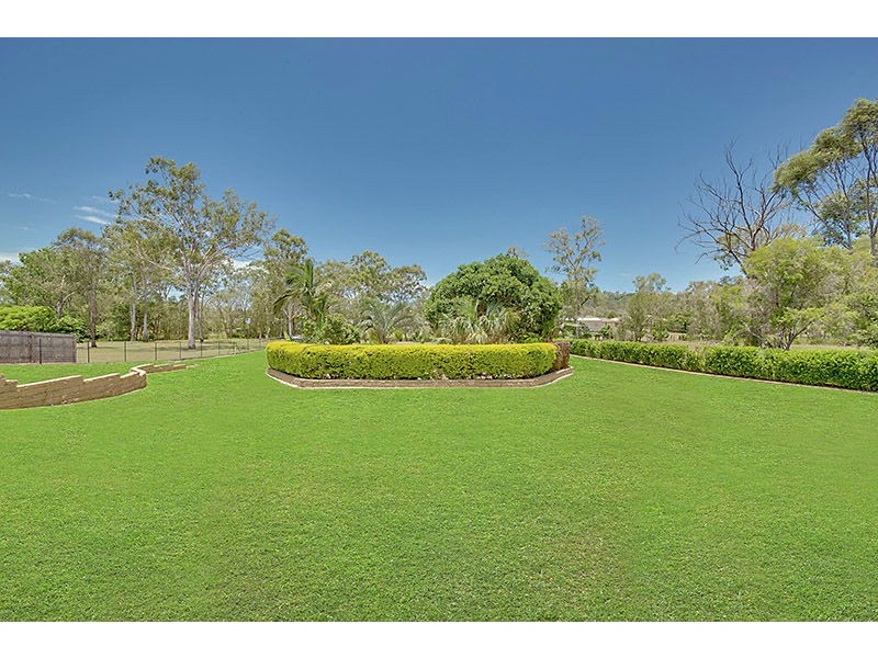 9 Carthurbie Court, New Auckland QLD 4680