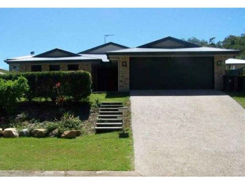 11 Larcom Rise, West Gladstone QLD 4680