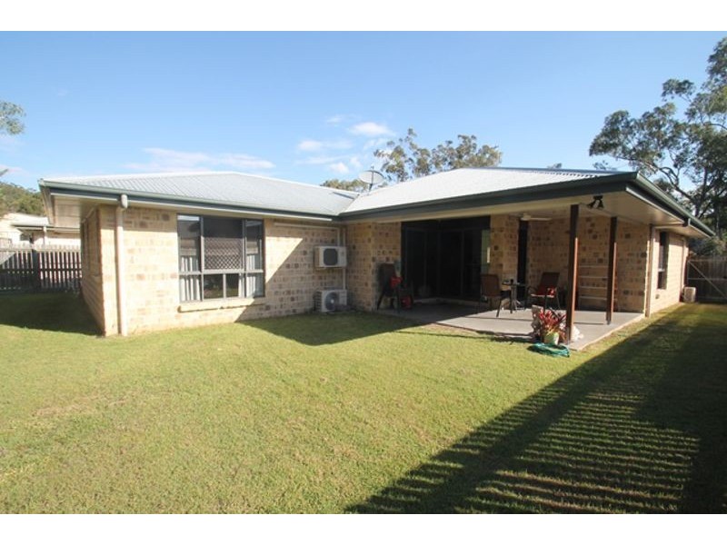 11 Larcom Rise, West Gladstone QLD 4680