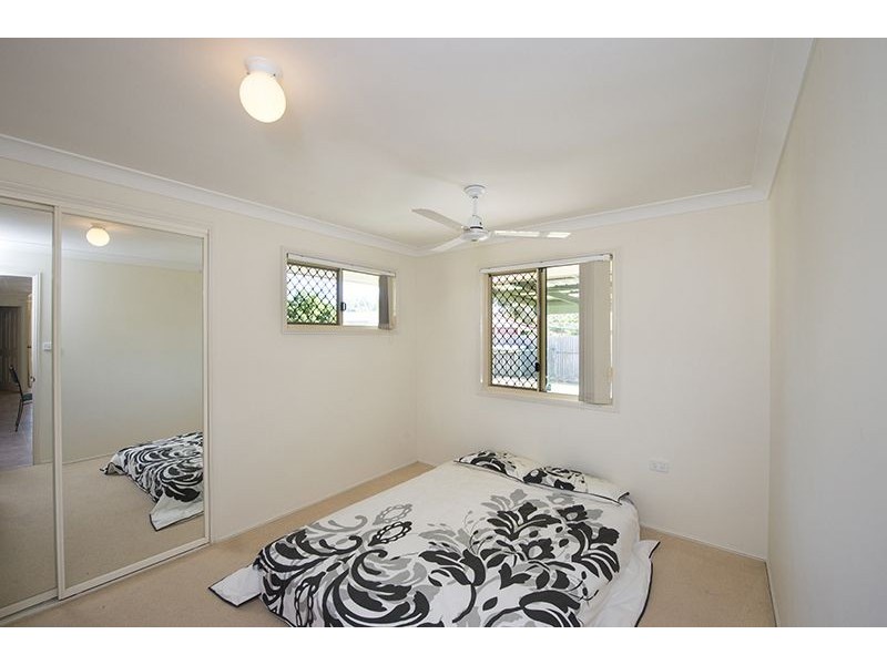 45 Penda Ave, New Auckland QLD 4680