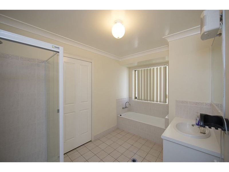 45 Penda Ave, New Auckland QLD 4680