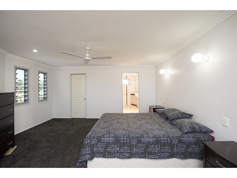 40 Bauhinia Street, Boyne Island QLD 4680