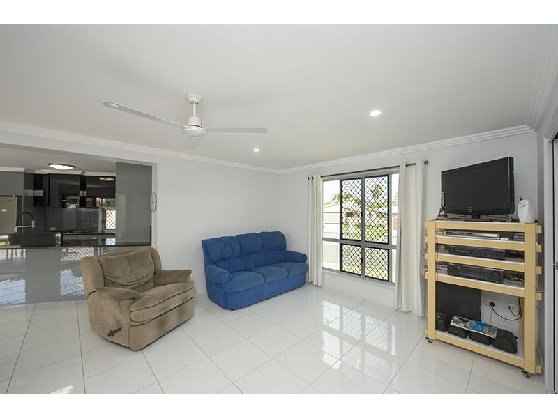 40 Bauhinia Street, Boyne Island QLD 4680