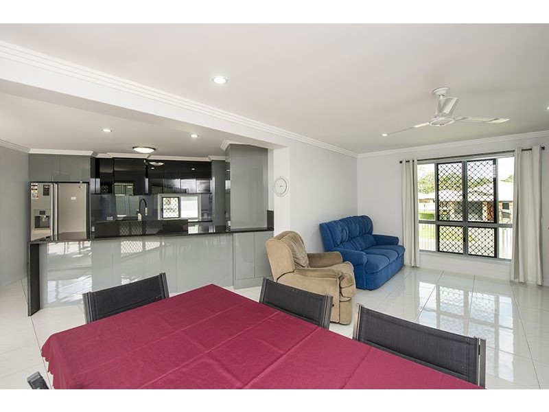 40 Bauhinia Street, Boyne Island QLD 4680