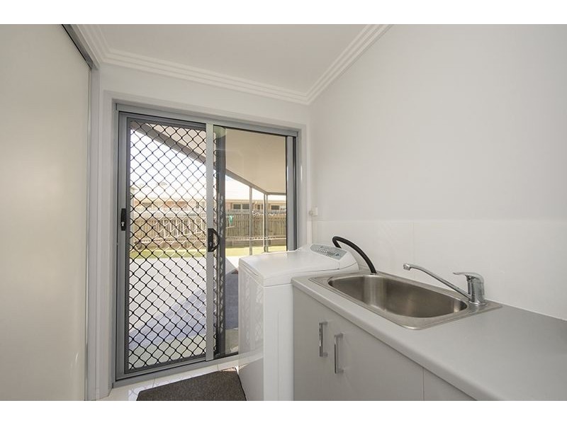 40 Bauhinia Street, Boyne Island QLD 4680