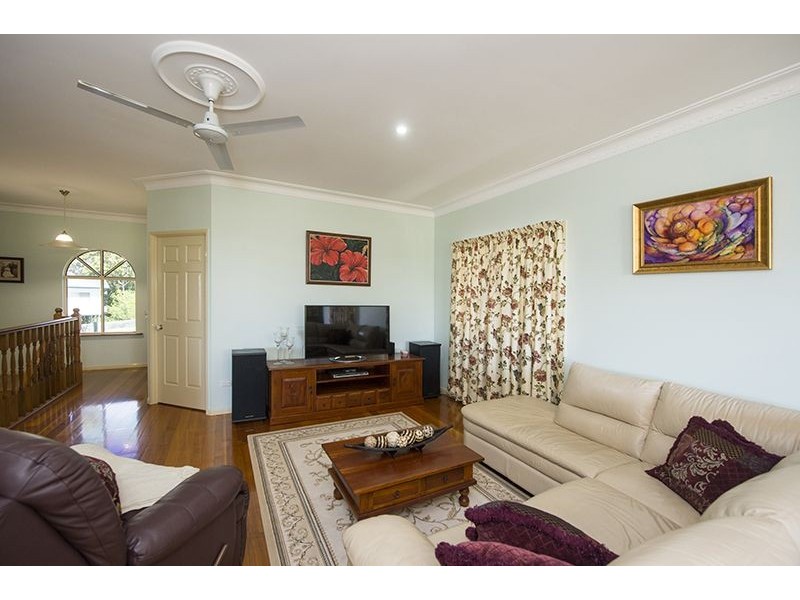 12 Chauvel Court, Boyne Island QLD 4680