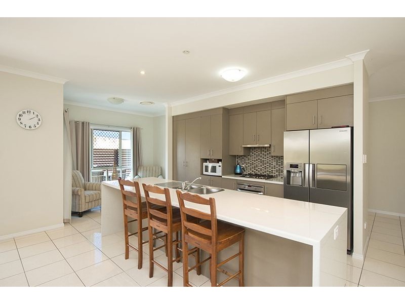 2a Golf View Drive, Boyne Island QLD 4680