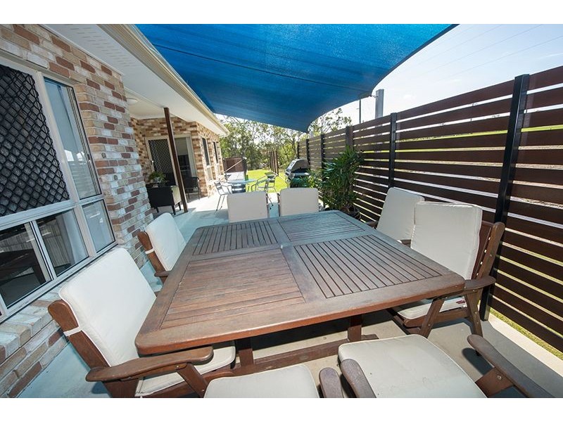 2a Golf View Drive, Boyne Island QLD 4680