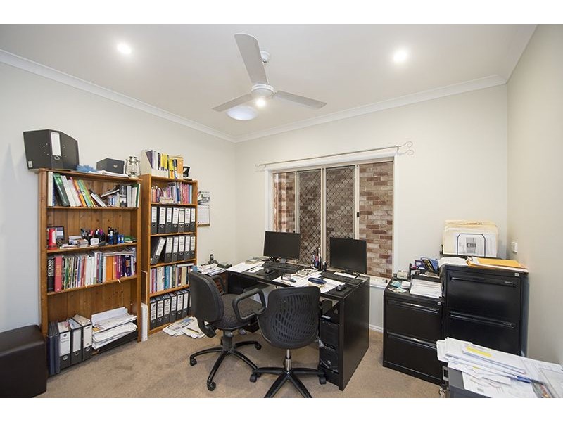 2a Golf View Drive, Boyne Island QLD 4680