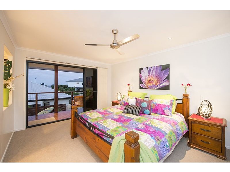 5 Jenny Lind Court, Boyne Island QLD 4680