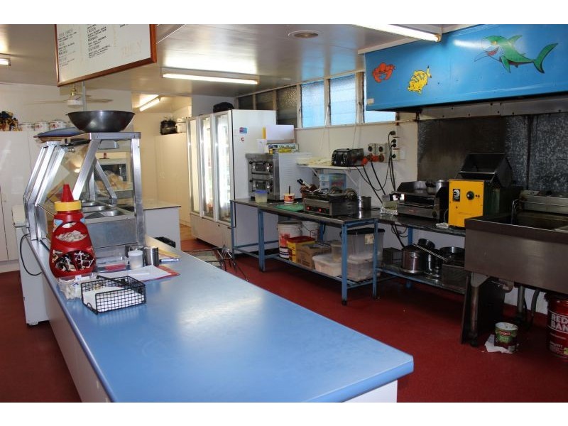 17 Cunningham Street, Monto QLD 4630