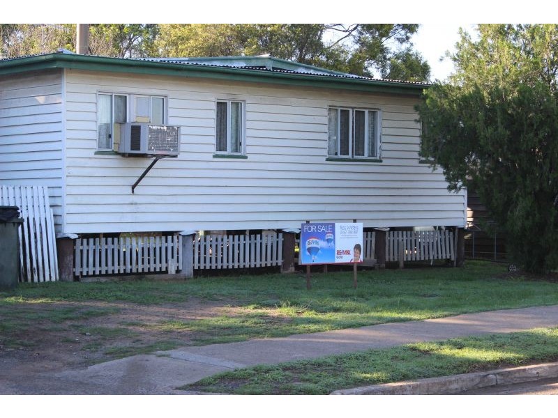 17 Cunningham Street, Monto QLD 4630