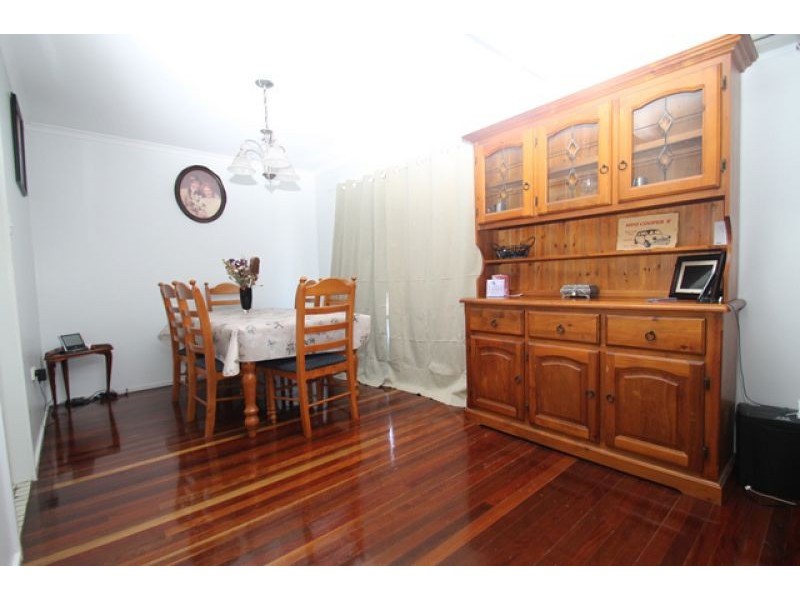 16 Jupiter Street, Telina QLD 4680
