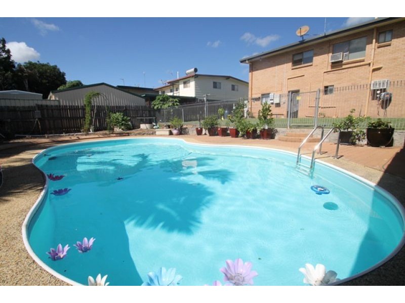 16 Jupiter Street, Telina QLD 4680