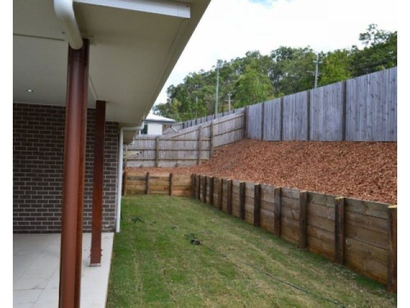 2 Munroe Court, West Gladstone QLD 4680