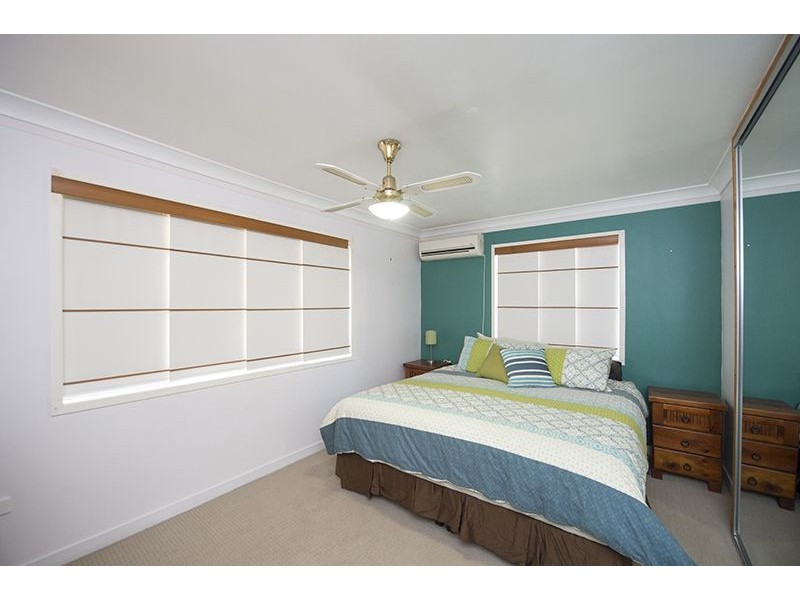 12 Aquarius Street, Clinton QLD 4680