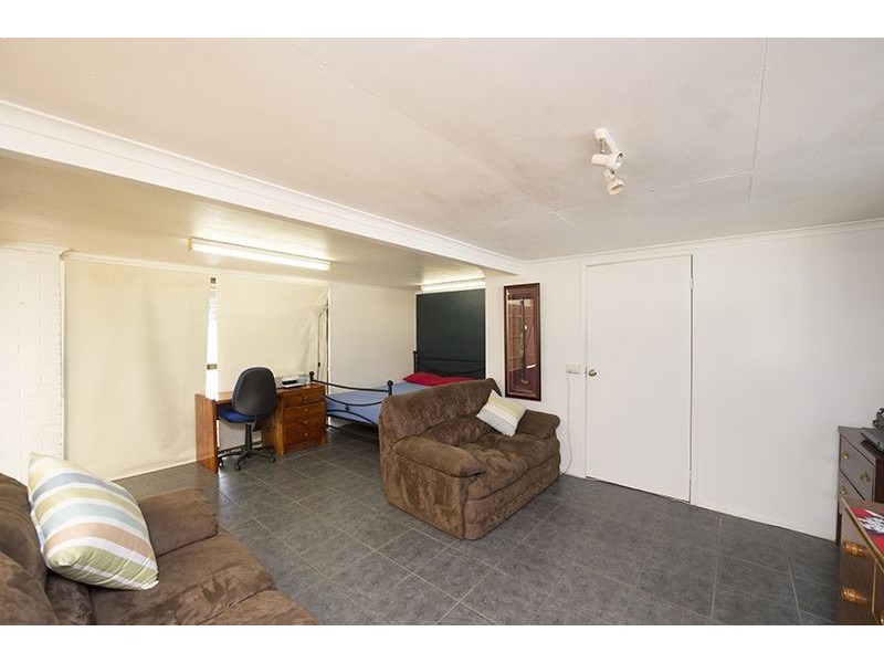 12 Aquarius Street, Clinton QLD 4680