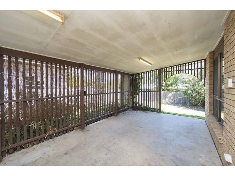 75 Booth Avenue, Tannum Sands QLD 4680